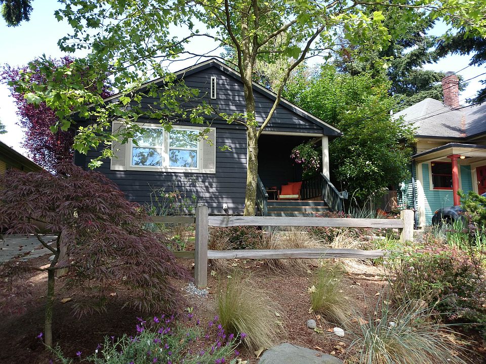 2nd image of 1429 21st Ave