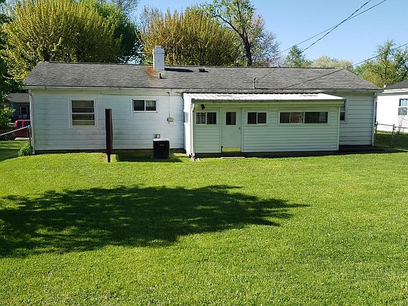 3rd image of 269 Westfield Dr