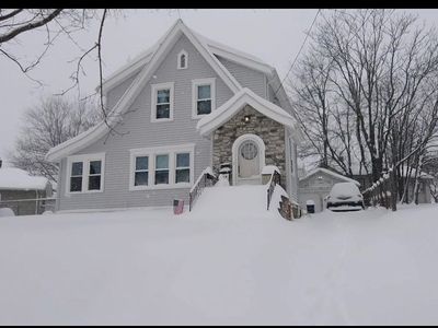 1312 Sunrise Dr, Akron, OH, 44307