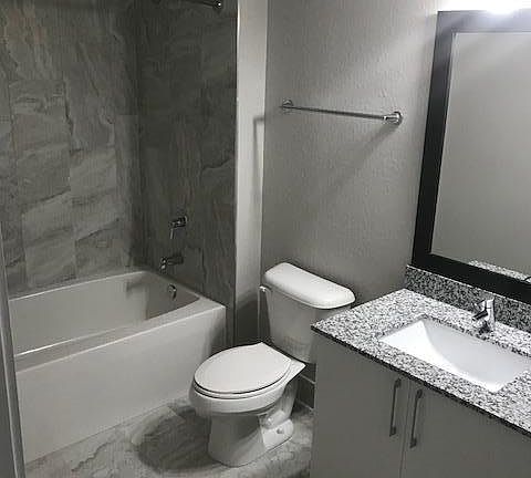 5th image of 618 E Ocean Ave