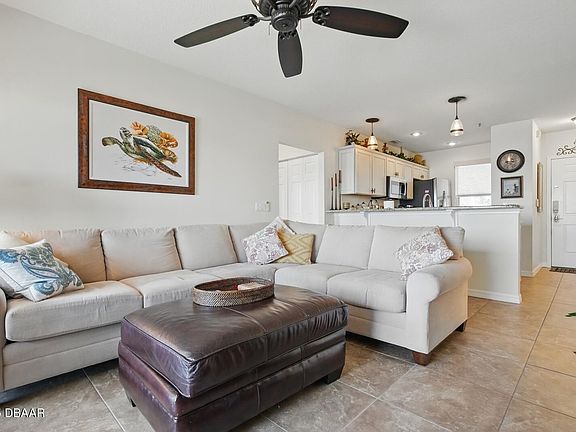 4th image of 200 Marina Bay Dr Unit 104