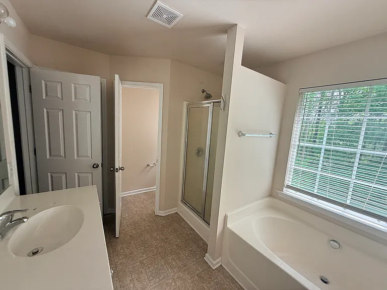11224 Cypress View Dr — Photo 15