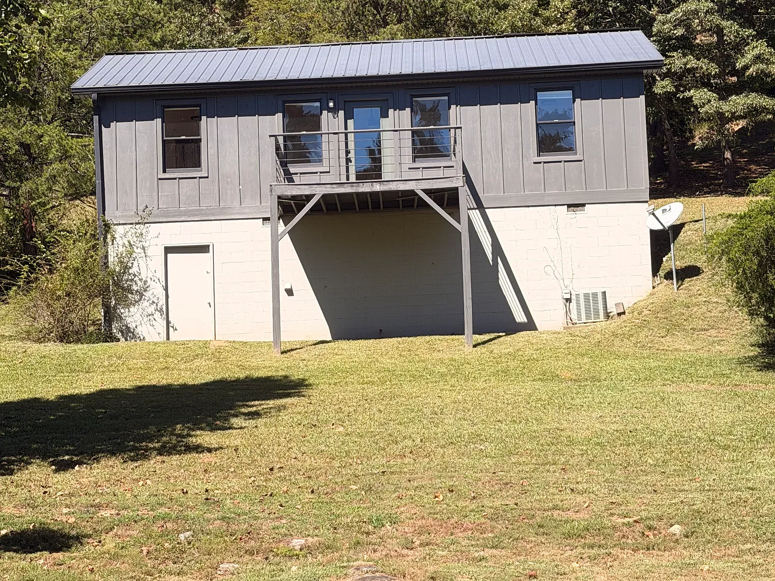 2 bed, 1200 sqft, $1,800 — Photo 2
