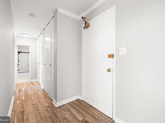 3rd image of 1300 S Arlington Ridge Rd APT 702