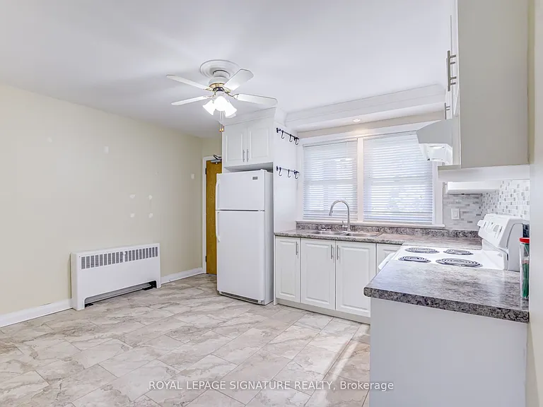 855 Simcoe St N #3 — Photo 31