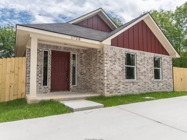 1728 Louis St, Bryan, TX 77803