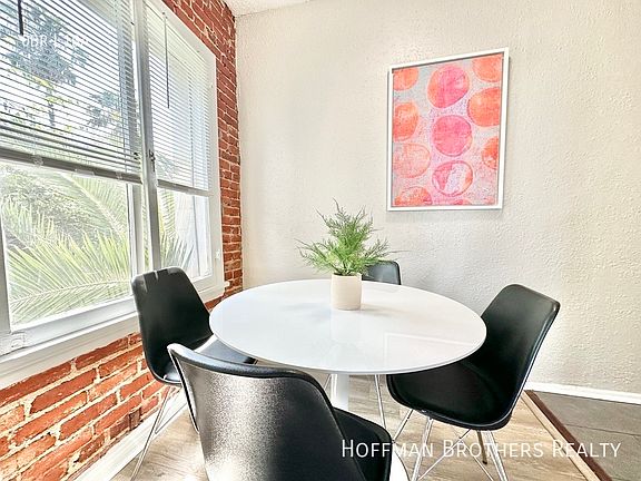 5th image of 703 S Gramercy Dr #116