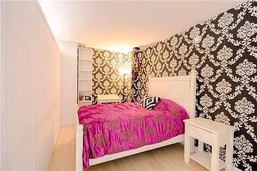 Rented by (Legacy) Elegran