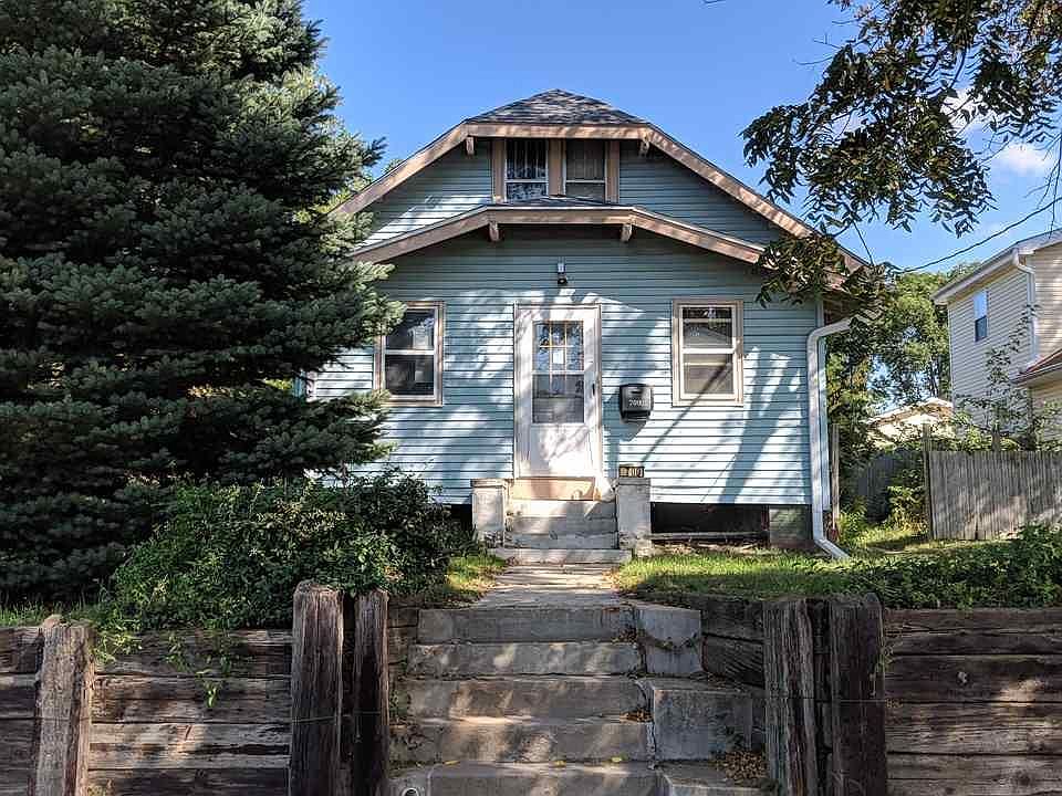 1st image of 700 S Westcott St