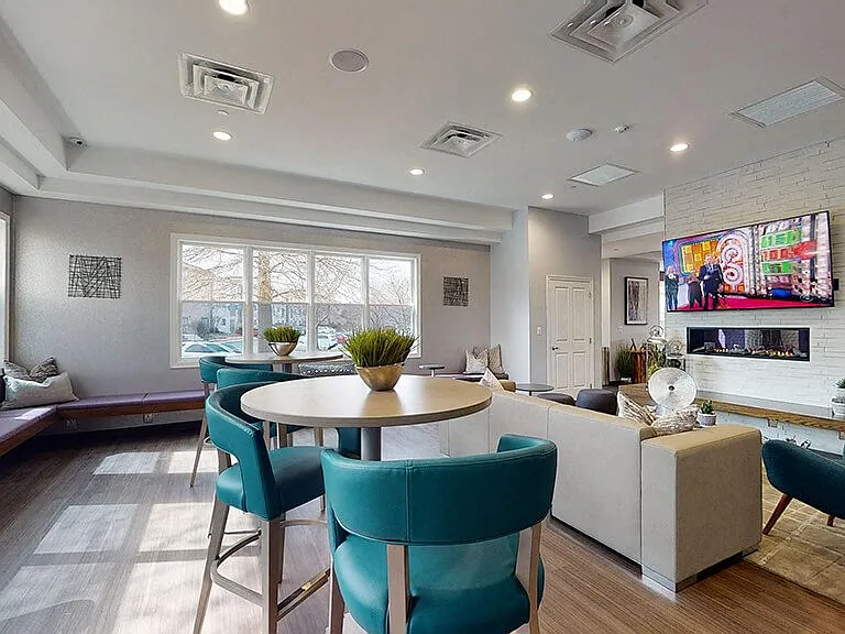 Rose Hill Apartments — Photo 32