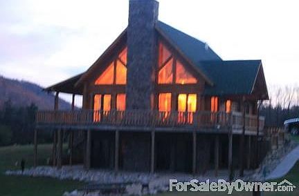 Log Home with Views of Blue Ridge Mt.
						:
						Great Views of the Mts, close to Natural Bridge and downtown Lexington