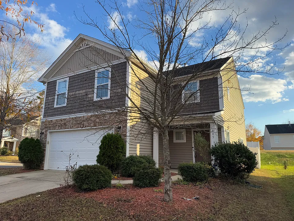 805 Old Forester Ln