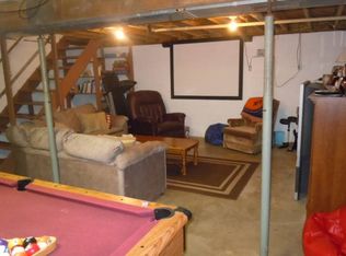 1023 N College St, Lincoln, IL 62656