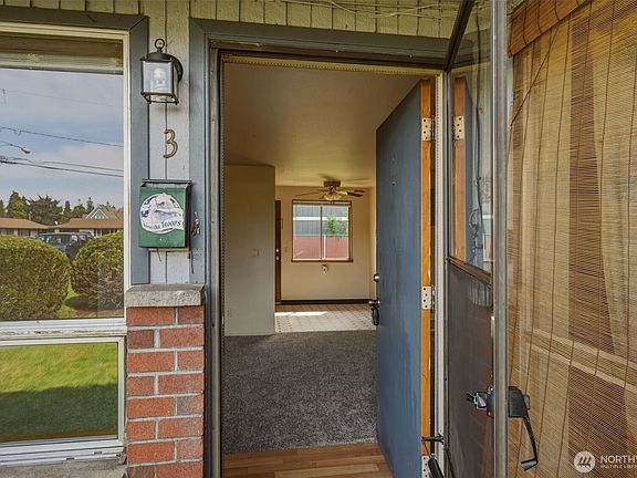 3rd image of 327 S Street SE