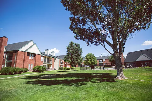 Quail Creek Apartments & Duplexes Photo 1