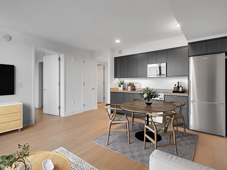 662 Pacific St #25F — Photo 4