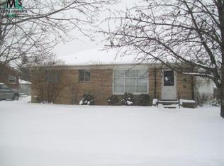 920 Chippewa St, Mount Clemens, MI 48043