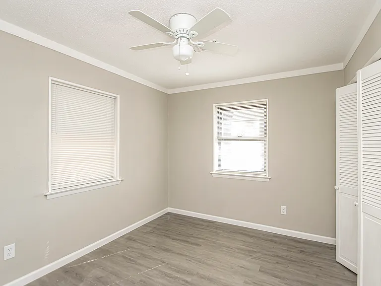 2601 Gattin Rd — Photo 16