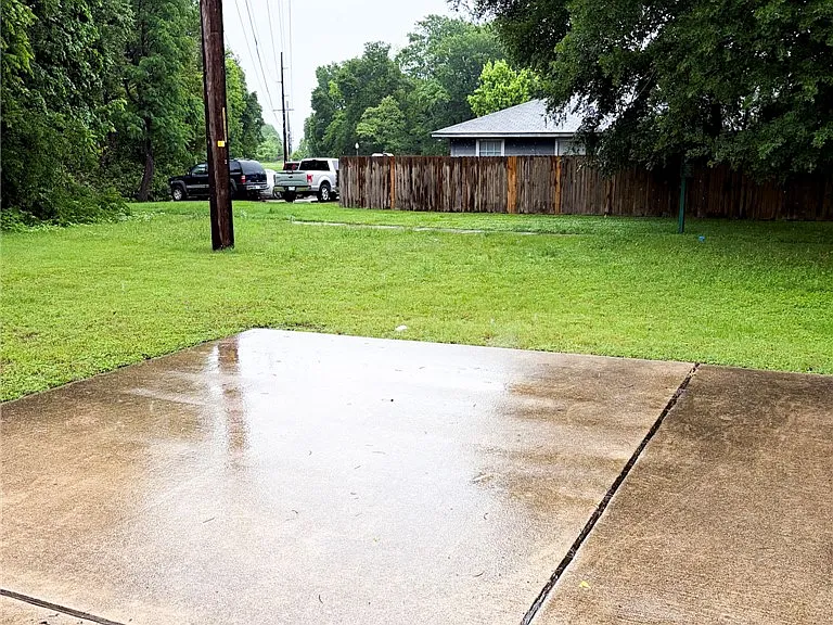 1005 Autumn Cir #B — Photo 2