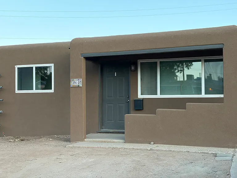 3910 Highland View Dr — Photo 4