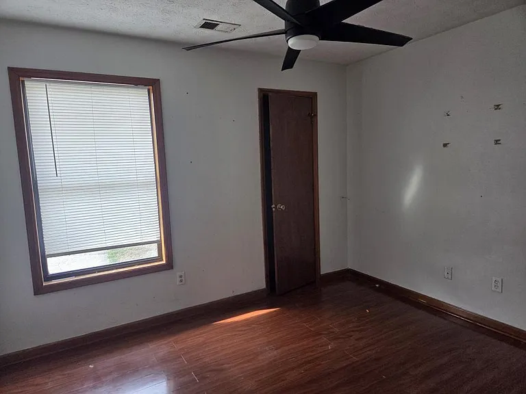 5625 Princeton Oaks Dr — Photo 12