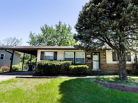 2nd image of 1050 Rogers Ln
