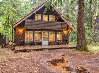 64945 E Lupine Dr, Rhododendron, OR 97049