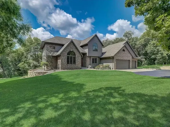 419 Sopha Court, Poynette, WI 53955