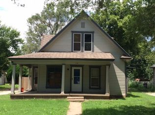 209 Franklin Ave, Sedgwick, KS 67135