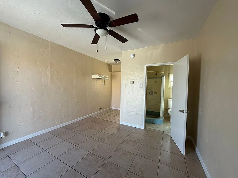 P302 — Photo 23