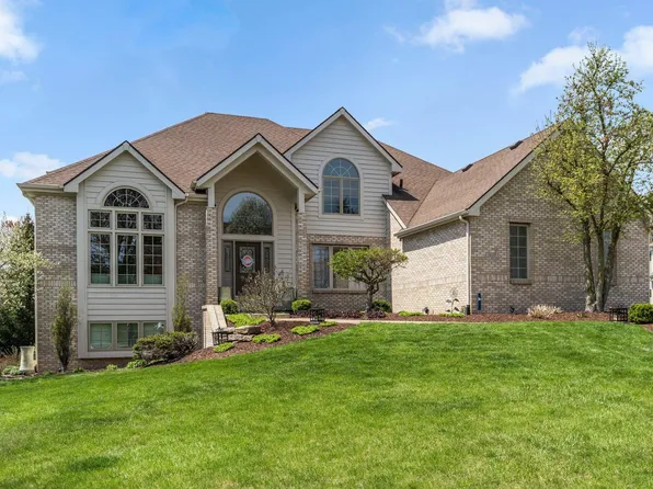 1430 Turnberry Ct, Fort Wayne, IN 46814