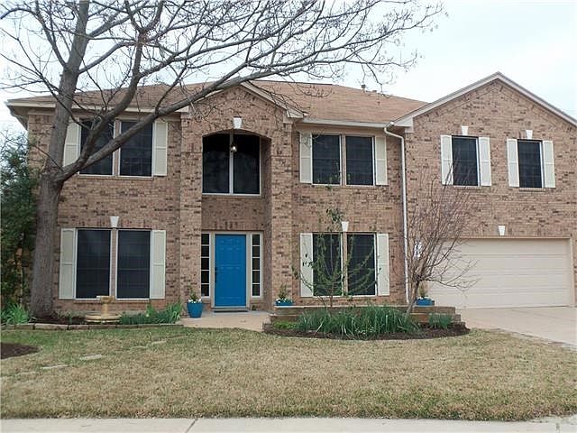 Tasteful, well-maintained exterior.
