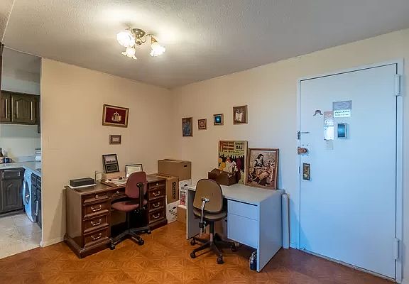4th image of 118-17 Union Tpke APT 6B
