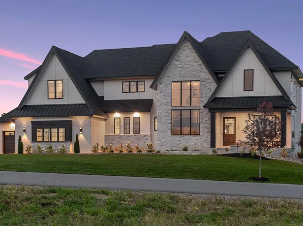 5902 Kochs Xing, Maple Plain, MN 55359