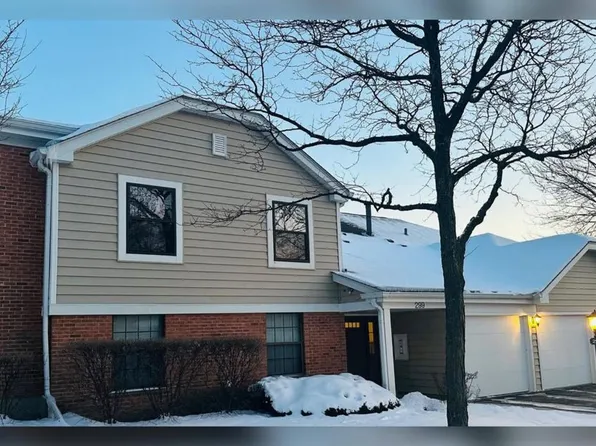 299 Pembridge Ln Unit D2, Schaumburg, IL 60193