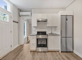 82 Welland Ave #5, Saint Catharines, ON L2R 2N1