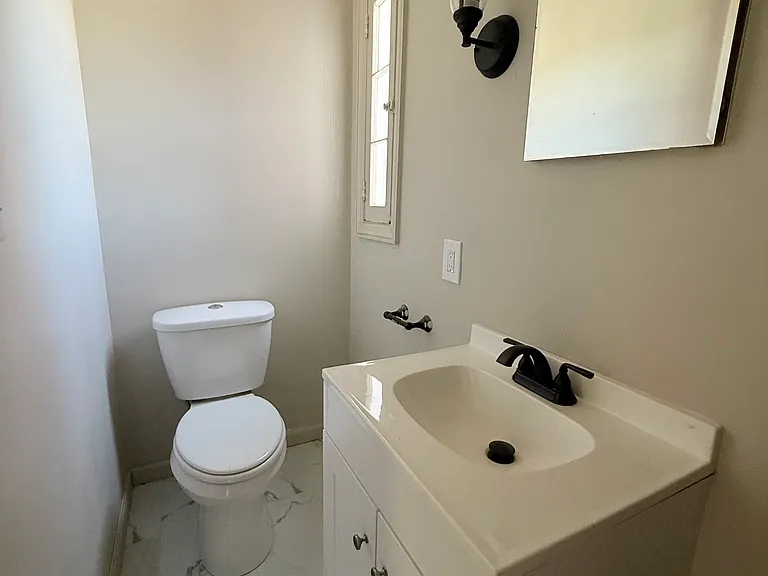 409 S Chestnut St — Photo 14