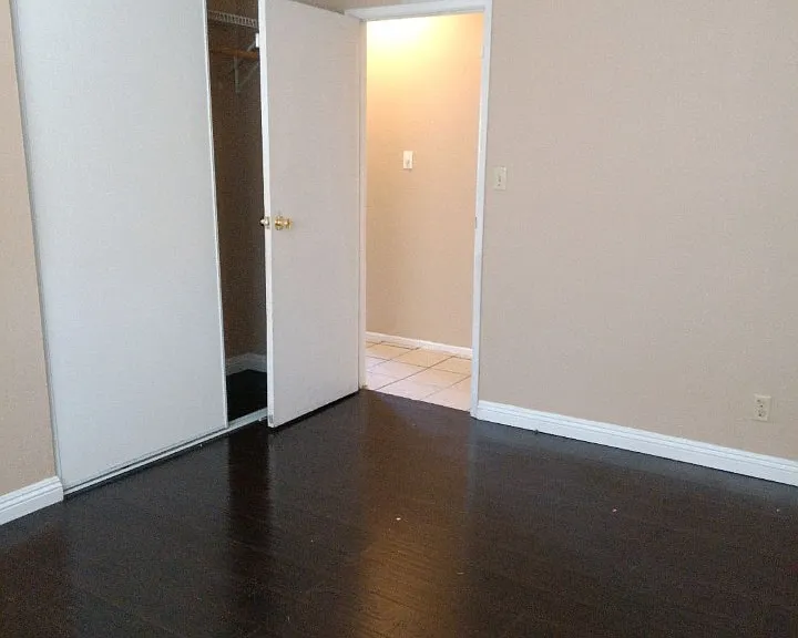 4549 Oakdale Ave — Photo 18