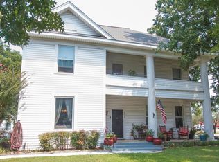402 W 1st Ave, Corsicana, TX 75110