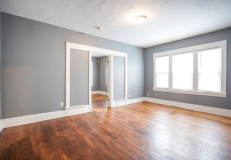 72 Kensington Ave #2L — Photo 9