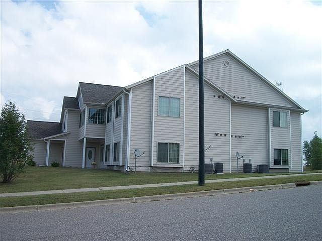 1st image of 911 Herriott Dr #4
