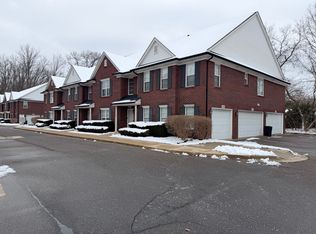 53180 Manchester Ave, Shelby Township, MI 48316