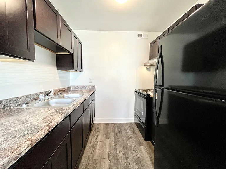 2 BR- Deluxe