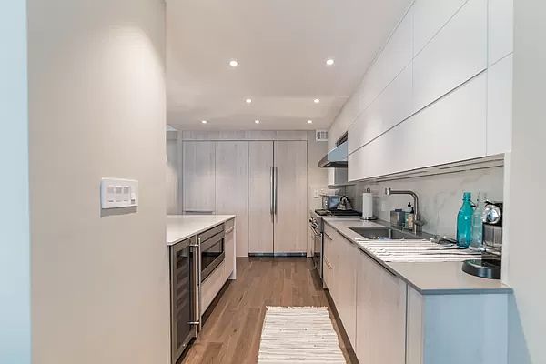 1st image of 225 E 57th St APT 4E