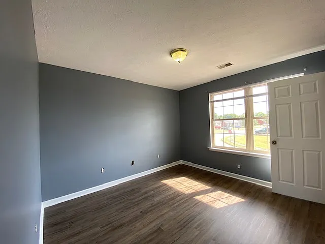 125 Copperfield Ct — Photo 8