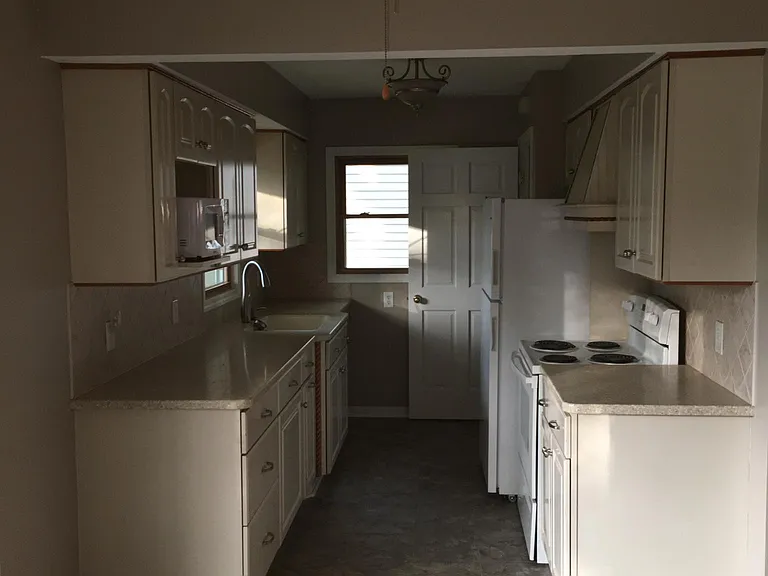 822 Cimarron Dr — Photo 9