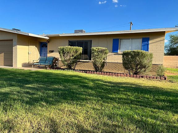 3rd image of 309 E Pebble Beach Dr