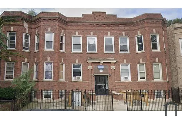 Building Photo - 6614 S Evans Ave #2N