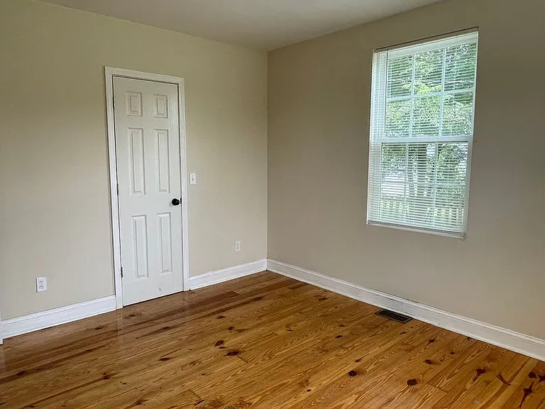 420 Virginia St — Photo 20