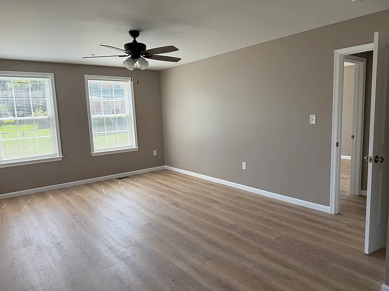 639 Elk Mills Rd #1 — Photo 14